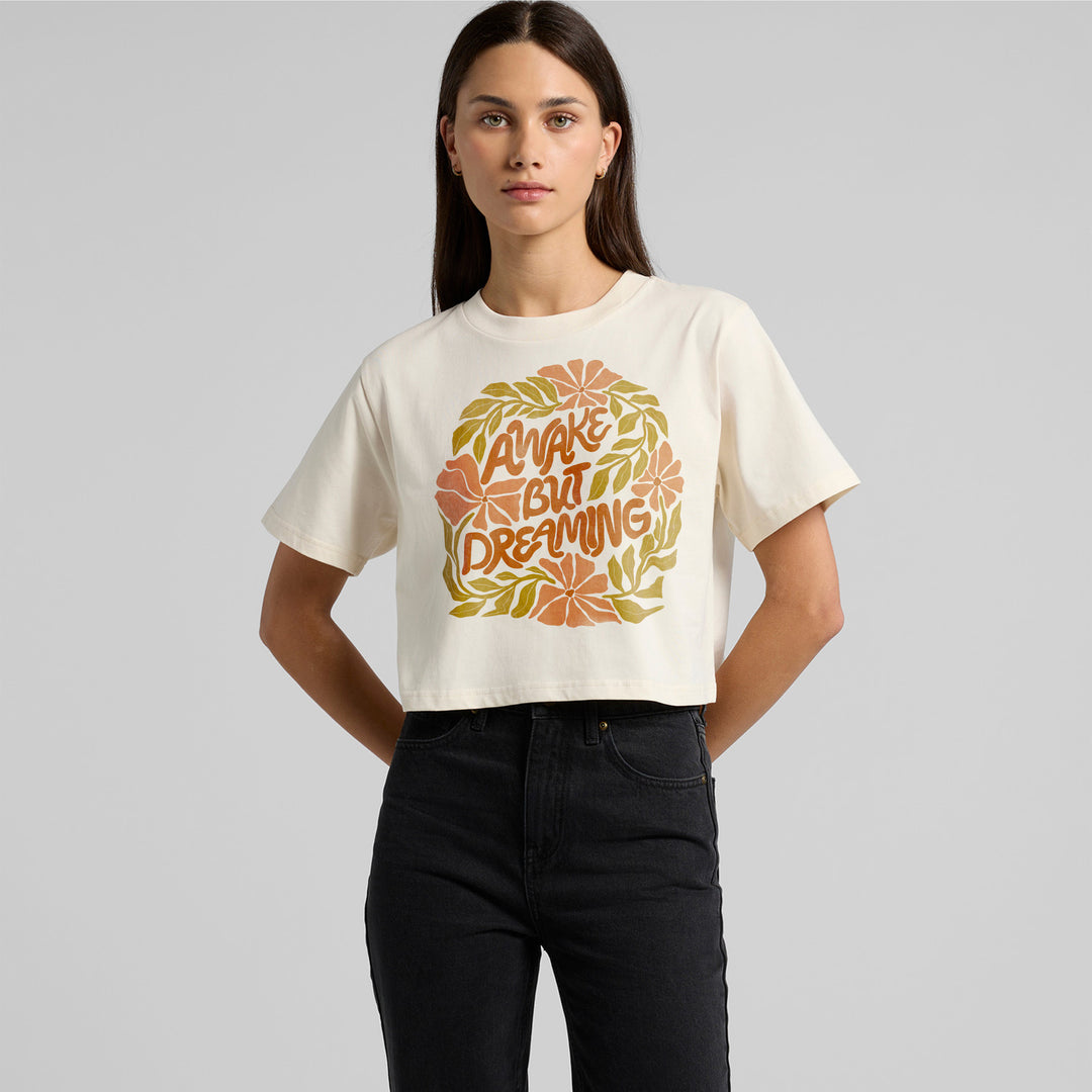 Crop top éveillé mais rêvant